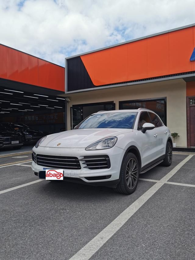 Car image 1