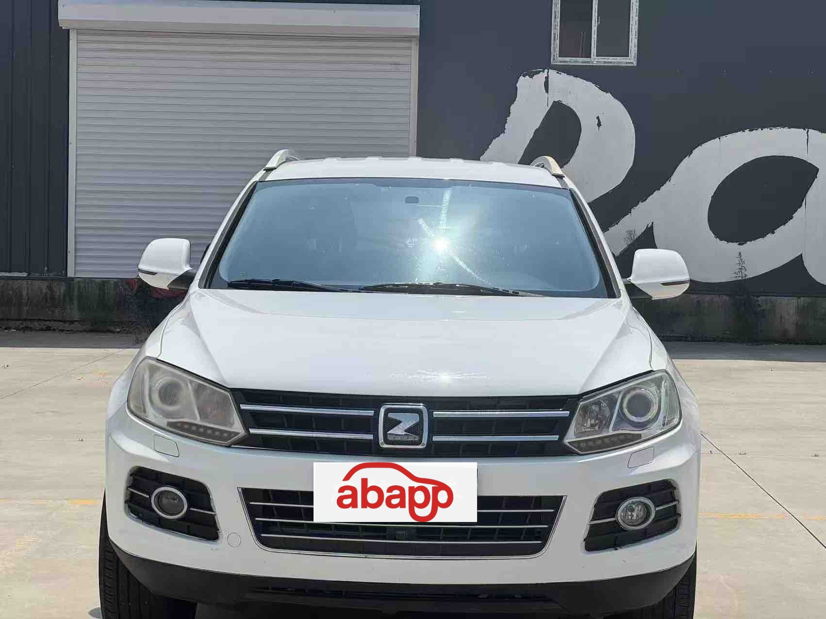 Car image 1