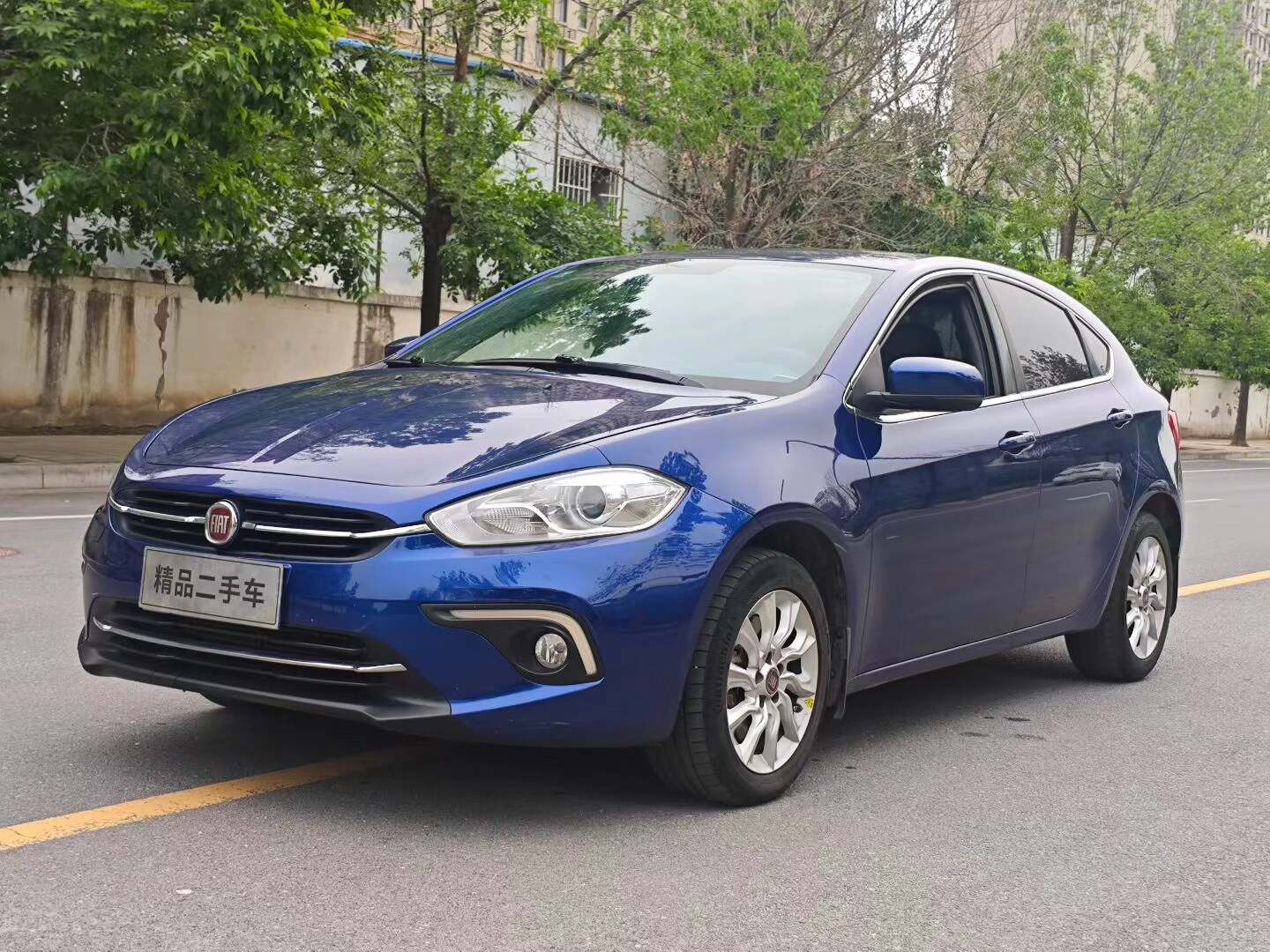 Car image 1