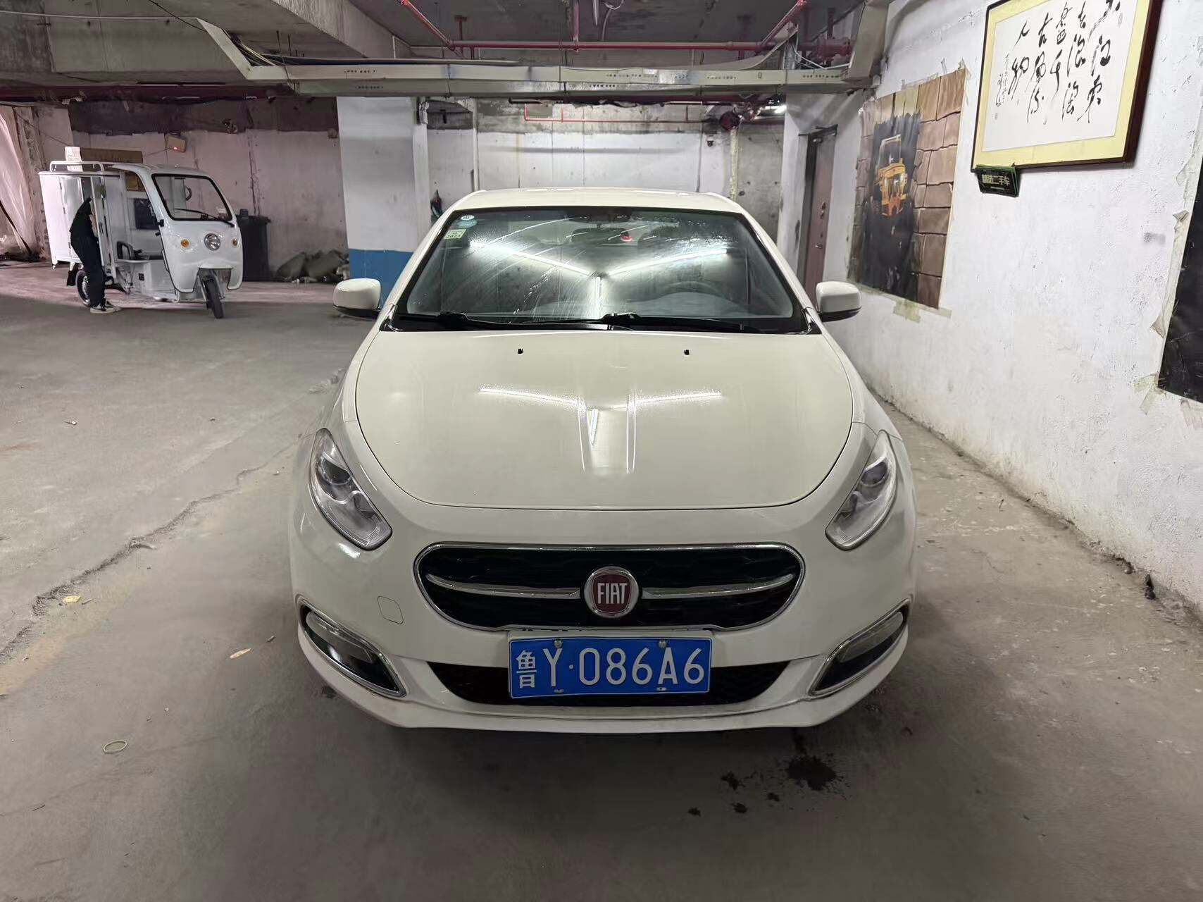 Car image 1